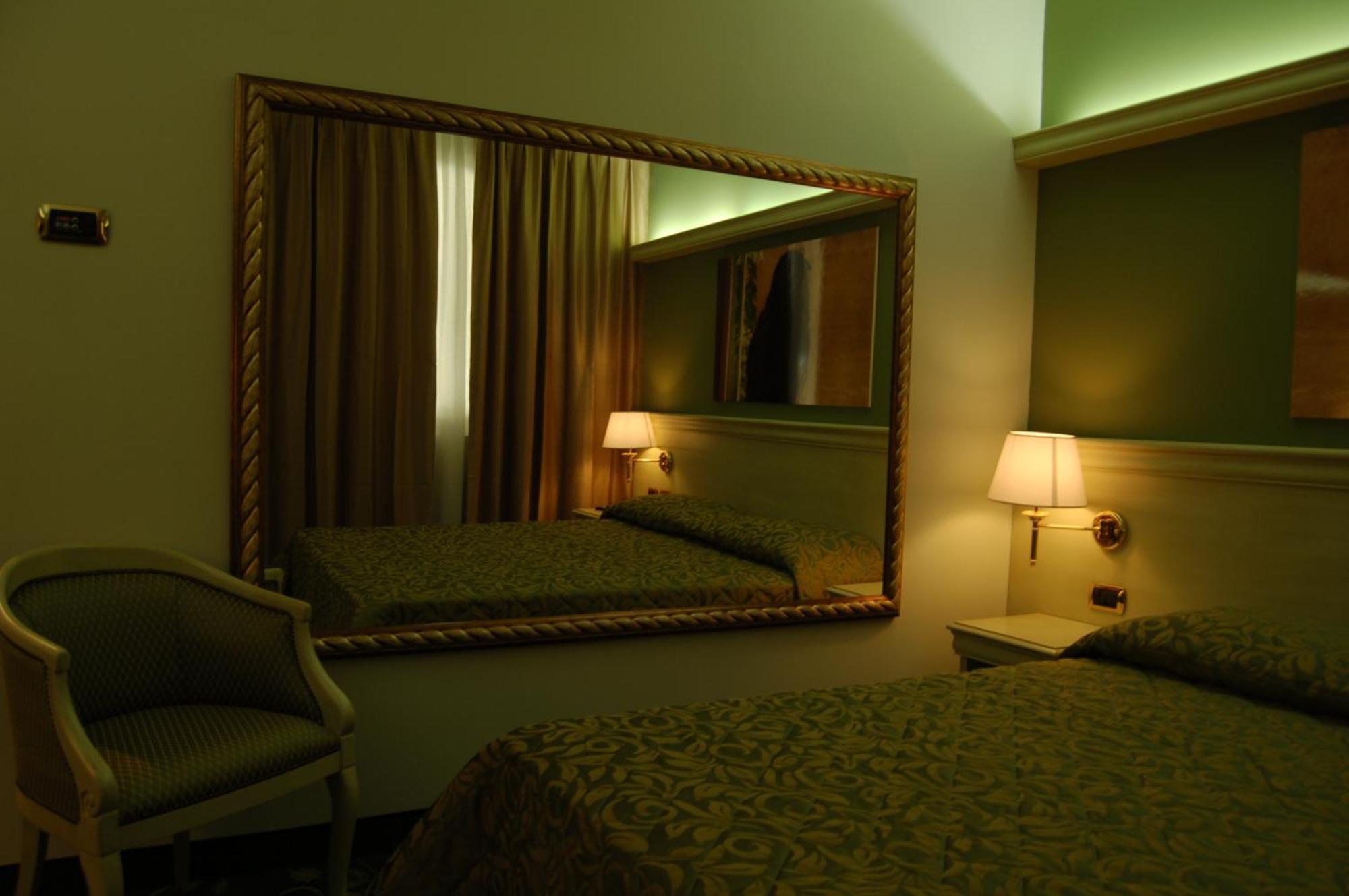 Castellazzo Bormida Hm Motelhotel מראה חיצוני תמונה