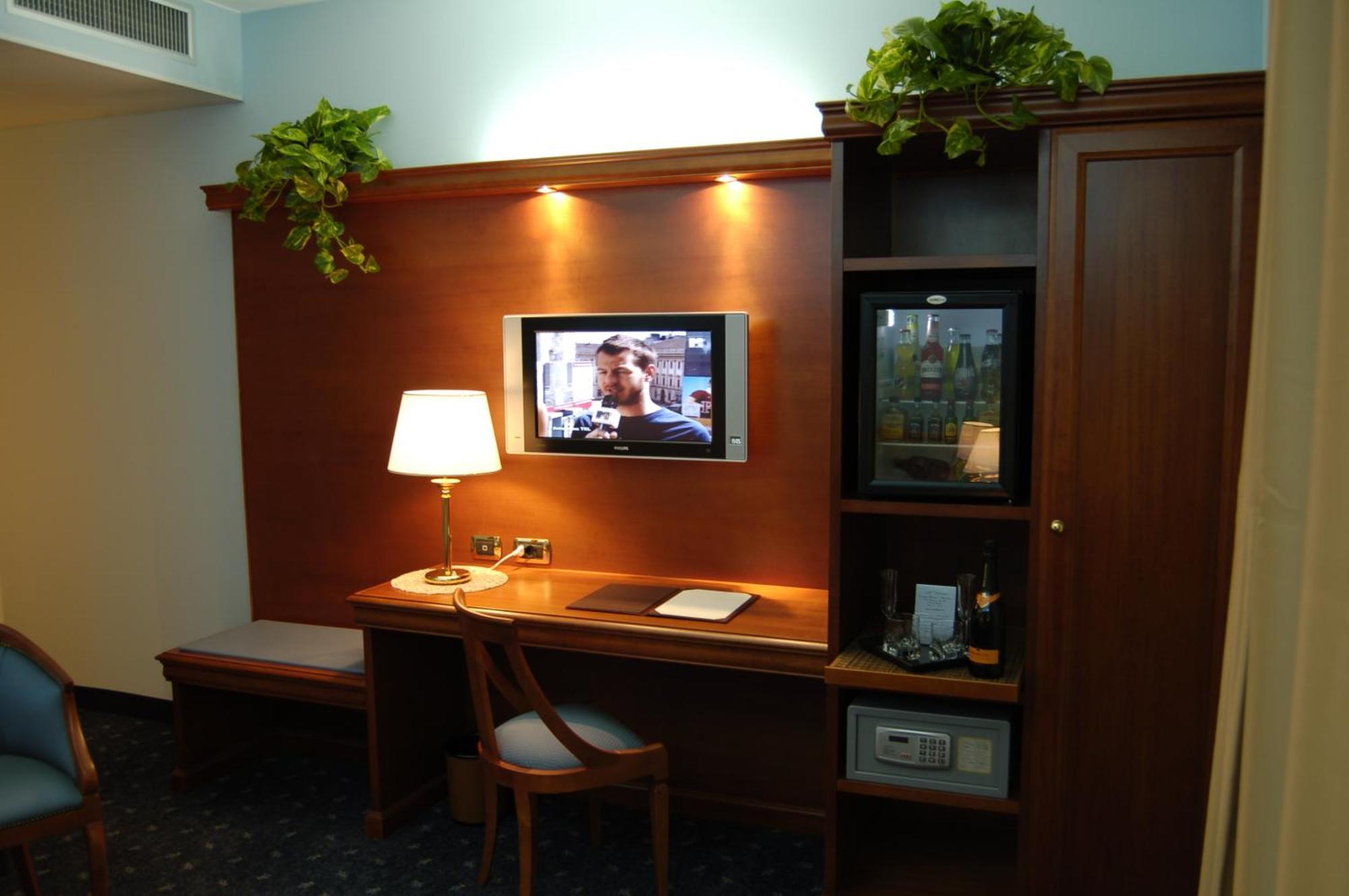 Castellazzo Bormida Hm Motelhotel מראה חיצוני תמונה